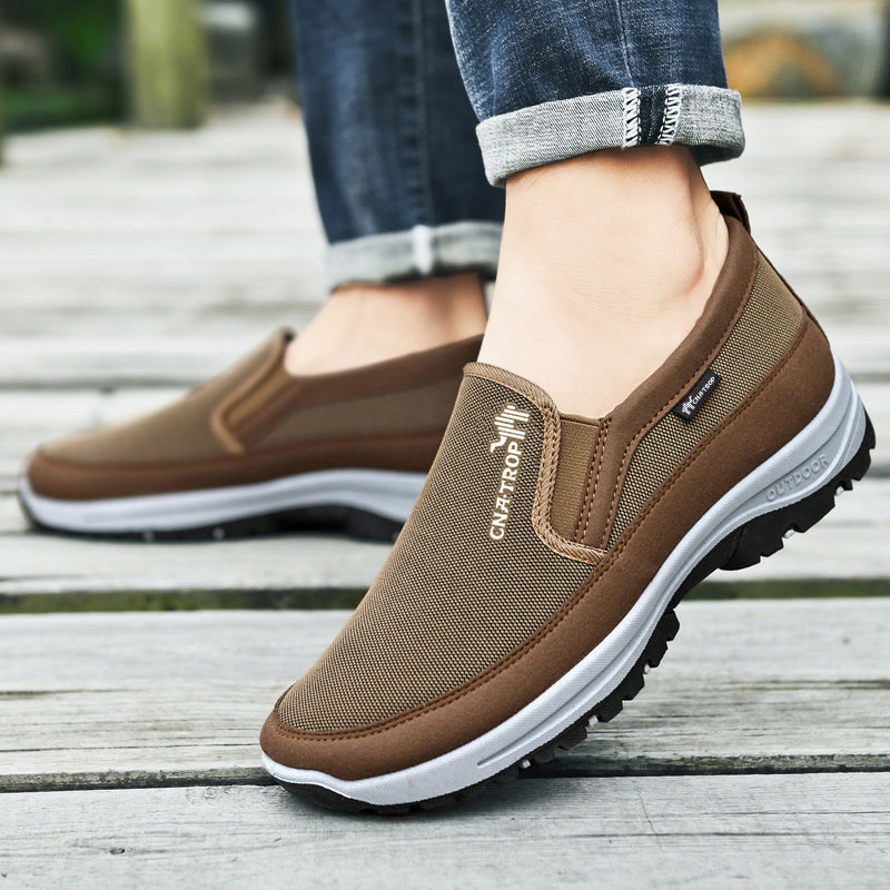 UnisexBreathable Sneakers – Comfortable Slip-On Casual Shoes for Spring and Autumn; Stylish, Lightweight Walking Shoes.